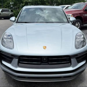 NUEVO Porsche Macan T 2024, SUV de 4 Puertas, Diseño Refinado - Product Image 1