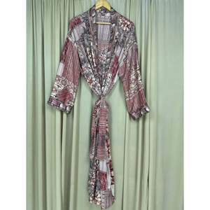 Vestido Kimono de Seda Reciclada Estilo Boho Chic Vintage para Mujer, Ideal para la Playa, Resort, Casa o como Túnica de Baño - Product Image 4