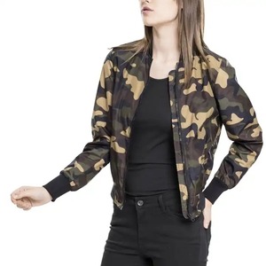 Chaquetas estampadas de diseño de camuflaje de invierno de alta calidad, las mejores chaquetas de bombardero con relleno de algodón, tela teñida de punto procesada - Product Image 1
