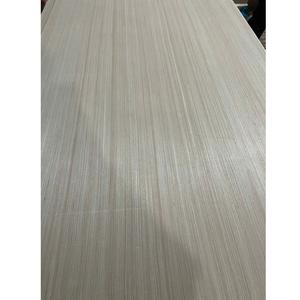 Hojas de madera contrachapada frontal Diseño moderno Suministro de fábrica Reconstituido Nuevos gabinetes superiores Puertas Paneles de muebles de Vietnam - Product Image 2