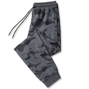 Vêtements d'hiver personnalisés en coton molletonné de couleur unie 320GSM pour hommes pantalons pantalons de survêtement surdimensionnés pantalons pour hommes conception camouflage - Product Image 6