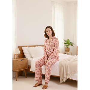 Conjunto de 2 Piezas para Mujer Sweet(lime) Dreams, Tejido de Seda de Leche, Transpirable, Suave, Cintura Elástica, Rayas, Manga Corta, Corte Holgado - Product Image 3