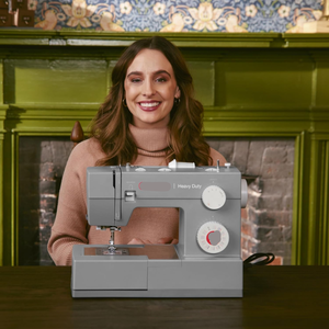 Machine à coudre noire à grande vitesse robuste 4432 avec kit d'accessoires Moteur puissant avec applications de point de puissance de perçage améliorées - Product Image 6