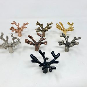 Ganchos colgantes de pared fundidos de aluminio de forma única, colgador de llaves de ropa montado en la pared de Metal decorativo para espacio de cocina - Product Image 2