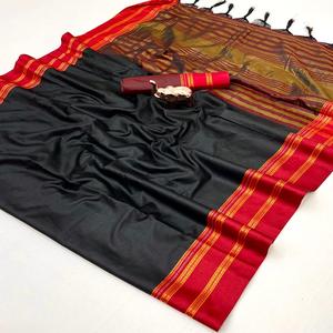 Nuevo Lanzamiento: Saree Étnico Indio/Pakistaní de Seda Pura Gadwal con Borde Elegante y Chit Pallu - Exclusivo para Mujeres, Disponible en Stock, Hecho en India - Product Image 1