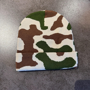 Camuflaje gráfico logotipo personalizado impreso Jacquard Knit Beanie exterior invierno acrílico personalizado Camo alta calidad secado rápido transpirable - Product Image 4