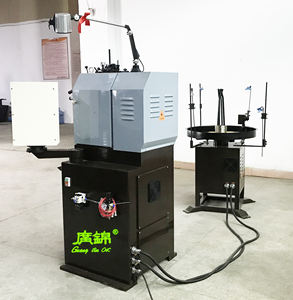 Macchina per Avvolgimento Molle a Compressione a 2 Assi da 1 mm per Guarnizioni Olio, Molle per Penne a Sfera e Molle Elastiche - Product Image 3