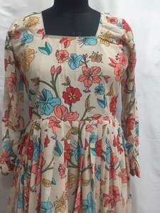 Colección Premium Diseñador Ropa de fiesta Exclusivo Heavy Georgette Seda Heavy Digital Impreso Vestido largo - Product Image 6