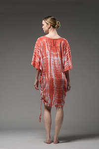 เสื้อคาฟตันมัดย้อมคุณภาพพรีเมี่ยมวัสดุนิ่มทำจากผ้าแคนเดอร์สั้นที่มีรอบเอวตามธรรมชาติ - Product Image 4