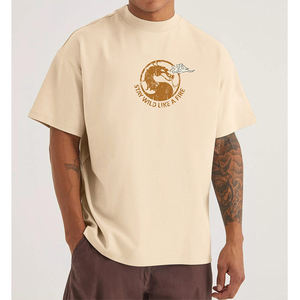 เสื้อยืดคอกลมแขนสั้นสำหรับผู้ชายทรงหลวมพิมพ์ลายสไตล์สตรีทแวร์ไซส์ใหญ่พิเศษโลโก้ตามสั่ง - Product Image 1