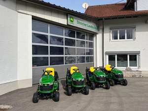 En Stock para John para Deere X117R Tractor de césped de gasolina modelo de demostración de entrega rápida con bomba de componentes centrales y - Product Image 5