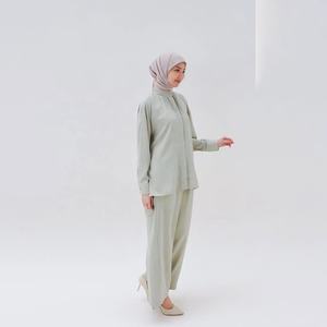 Tunique de sport à manches longues et à capuche pour femmes musulmanes avec pantalon, tenue de sport modeste, livraison directe d'usine - Product Image 1
