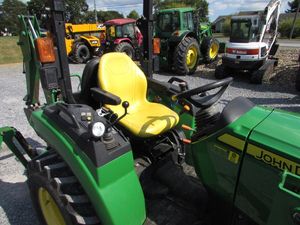 2018 Tractor Johnn Deere 2038R 35HP 3025D bastante utilizado para uso multipropósito - Product Image 2