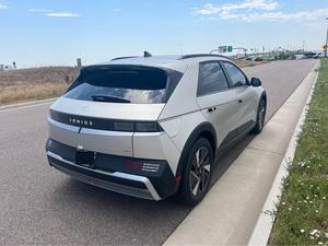 Hyundai Ioniq 5 SEL Sport 2025, Bien Cuidado y Limpio - Product Image 6