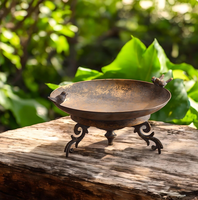 Mangeoire d'oiseau de bain d'oiseau de jardin doré extérieur antique avec décoration de bains d'oiseau de piédestal pour le jardin de cour