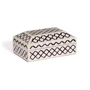 Boîte à bijoux de luxe pour la décoration intérieure fabriquée à la main en noir et blanc, incrustation d'os et de résine de qualité supérieure, modèle artisanal sur le thème de l'art - Product Image 2