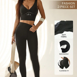 ชุดออกกำลังกายของผู้หญิงเสื้อยืดรัดรูประบายอากาศยืดหยุ่นสูงเลกกิ้งพร้อมลูกไม้ & กระดุมตกแต่งสำหรับยิมโยคะสั่งจำนวนมาก - Product Image 5