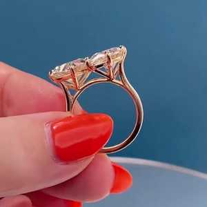 Bague Toi et Moi en Diamant de Laboratoire Certifié IGI 7.00ct (taille cœur et poire) Couleur VVS DEF Or Éthique - Product Image 2