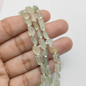 Cuentas de Prehnita Natural de 10-12 mm, Cuentas Facetadas en Forma de Pepita, Hilo de Cuentas de Prehnita para Fabricación de Joyería, 18-20 Cuentas en un Hilo de 8 Pulgadas - Product Image 5