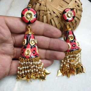 Boucles d'oreilles Jhumki peintes à la main de designer Kundan Boucles d'oreilles ethniques à la mode en acier inoxydable plaqué or perles en laiton pierres principales - Product Image 1