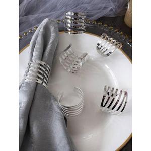 Servilleteros de acero inoxidable pulido brillante exquisitos para bodas y fiestas que mejoran la experiencia gastronómica - Product Image 1