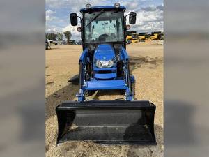 Tracteur à roues NewHol.land Workmaster 25S, 24 CV, 4 roues motrices, transmission par engrenages avec chargeur frontal, haute productivité, prêt pour la vente en gros - Product Image 6