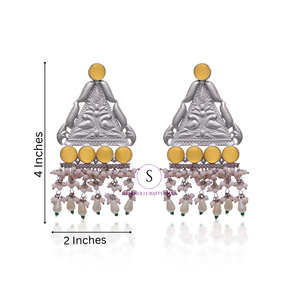 Boucles d'oreilles Latkan à motif de pierre dorée oxydée en argent indien fait à la main pour femmes et filles fête de mariage et Haldi, Mehndi Wear - Product Image 3