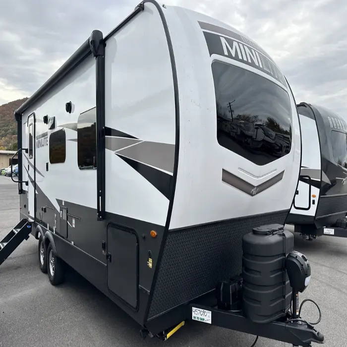 2024 Mini lite camper römorklar Motor ev kamyon karavan karavan Off Road Rv çekme karavan avusturya