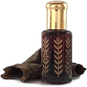 El pináculo del perfume: Explorando el aceite esencial de madera de agar Huy Phat - Product Image 1