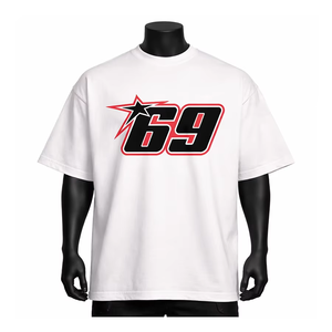 Camiseta de Algodón Jersey Blanca para Hombre, Corte Regular, Manga Corta, Cuello Redondo, Estilo Casual, Diseño con Letras Estampadas en la Parte Delantera, Color Degradado - Product Image 5