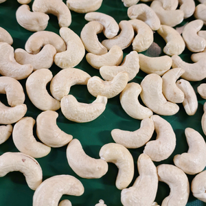 Noix de cajou SANTIGO W240 Noix Noyaux Emballage personnalisé - Product Image 1