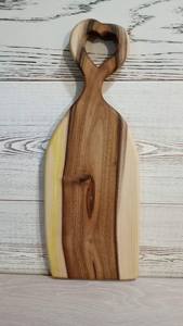 Planche à découper en bois artisanale de qualité supérieure avec poignée en forme de cœur Planche à découper en bois Convient pour la cuisine à domicile Restaurant Service et cadeau - Product Image 1