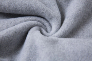 เสื้อกันหนาวสวมหัวลำลองผู้ชายสีทึบมีฮู้ดโอเวอร์ไซส์สำหรับฤดูใบไม้ผลิและฤดูใบไม้ร่วงสามารถปรับแต่งโลโก้ฤดูหนาวได้ - Product Image 5