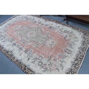 Tapis vintage 5,5x9 pieds, grand tapis turc, tapis en laine blanc et marron à bordures - Product Image 4