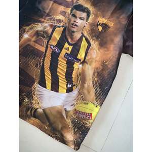 Camiseta VTG HAWKS Ronaldo 100% Poliéster con Lavado Ácido, Diseño Vintage, Tejido Ligero, Sublimación y Serigrafía - Product Image 3