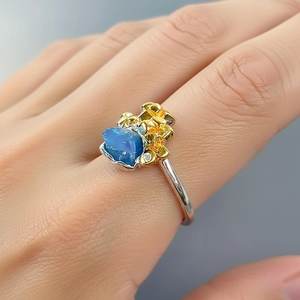 Anillo de Apatita en Bruto con Certificación IGI, Anillo de Boda de Plata de Ley para un Estilo Clásico, Elegante y Audaz - Product Image 2