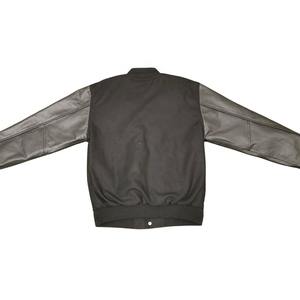 Chaqueta de cuero universitario de invierno con cuello de pie largo estilo Letterman de lana-Hecho en Pakistán - Product Image 4