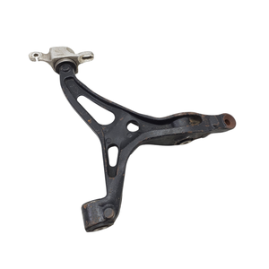 Bras de suspension avant droit MERCEDES ML W164 3ème série A1643303507 (05>11) - Product Image 1