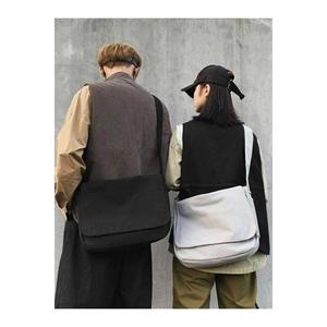 Borsa a tracolla nera Unisex Messenger - Product Image 2