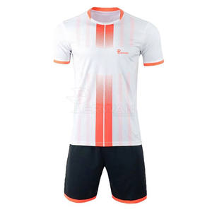 Uniforme de football surdimensionné de haute qualité Matériau durable Vêtements d'équipe - Product Image 1