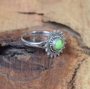 แหวนเงินแท้ 925 ประดับพลอยสีเขียวทองแดงเทอร์ควอยซ์ ของขวัญสำหรับวันวาเลนไทน์ - Product Image 3