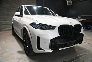 5UX23EU03T9019101 SUV Industrial de Lujo Usado 2026, Tracción Total, Motor Turbo I6 de 3.0L, 375hp, 520Nm de Torque, 8AT, Velocidad Máxima 250km/h, OEM, Bajo Kilometraje - Product Image 2