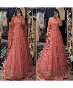 Diseñador indio Lehenga Choli Nuevo estilo Lehenga Choli Ropa de fiesta Banarsi Lehengas nupciales para mujeres para el almuerzo del vestido de boda - Product Image 1