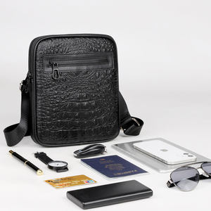 Bolso bandolera de cuero genuino de alta calidad para hombre, bolso de hombro cruzado de moda con gran capacidad para viajes de verano - Product Image 4