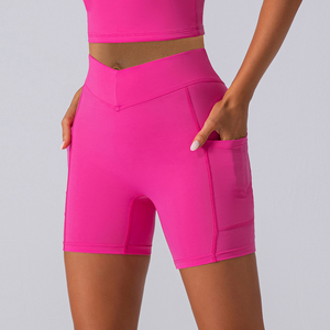 Short d'entraînement de bonne qualité pour femmes OEM pantalon de yoga serré tricoté à taille haute personnalisé Shorts solides - Product Image 4