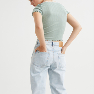 100% algodón peinado suave liso con cuello en V camiseta Mujer al por mayor con impresión personalizada/diseños de clientes aceptados - Product Image 3