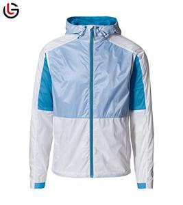 เสื้อแจ็คเก็ตกันลมผู้ชายแบบกันน้ำ รุ่นสตรีทแฟชั่น สำหรับกิจกรรมกลางแจ้ง มีฮู้ด คอตั้ง น้ำหนักเบา ระบายอากาศได้ดี เป็นมิตรกับสิ่งแวดล้อม - Product Image 1