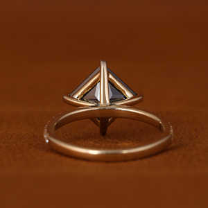 Anillo de compromiso de diamante cultivado en laboratorio de corte princesa azul, oro sólido de 14K, ajuste de pavé de moda, certificado IGI, anillo fino para mujer - Product Image 3