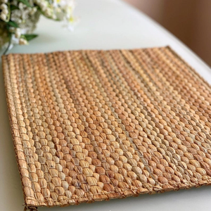 Manteles individuales rectangulares de jacinto de agua tejidos a mano productos ecológicos hechos en Vietnam Decoración de mesa mantel tejido al por mayor - Product Image 1