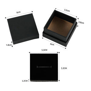 Boîte à bijoux de luxe carrée moderne avec logo personnalisé Ele Queen, boîte en papier avec couvercle et mousse imprimée pour le rangement des bagues et des boucles d'oreilles - Product Image 2